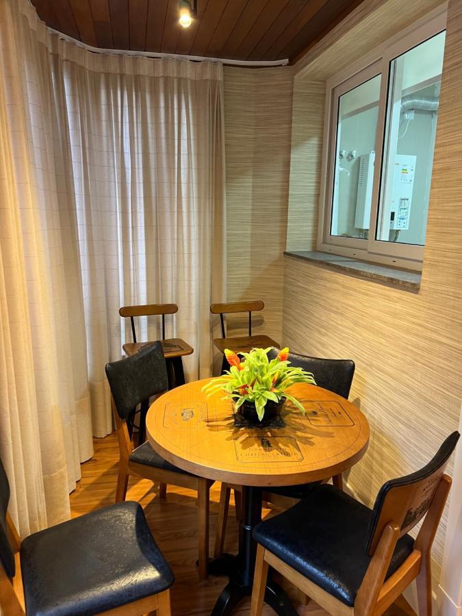 Apartamento Novinho Na Borges De Medeiros- Centro グラマド エクステリア 写真